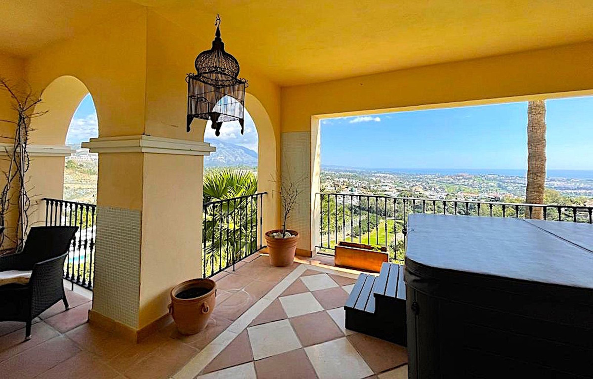 flat for sale benahavis