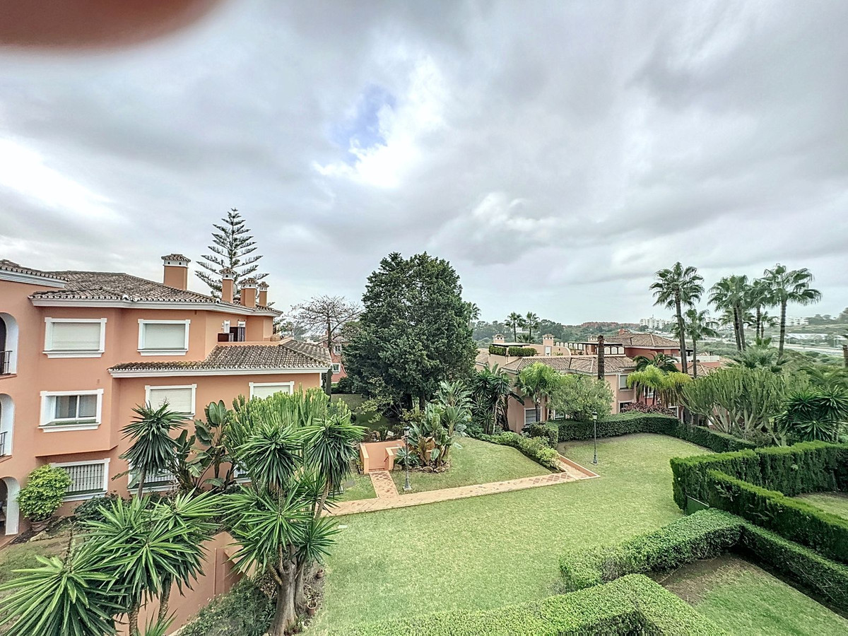 flat for sale estepona