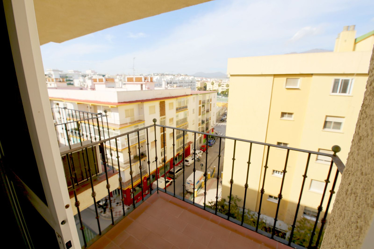 flat for sale estepona